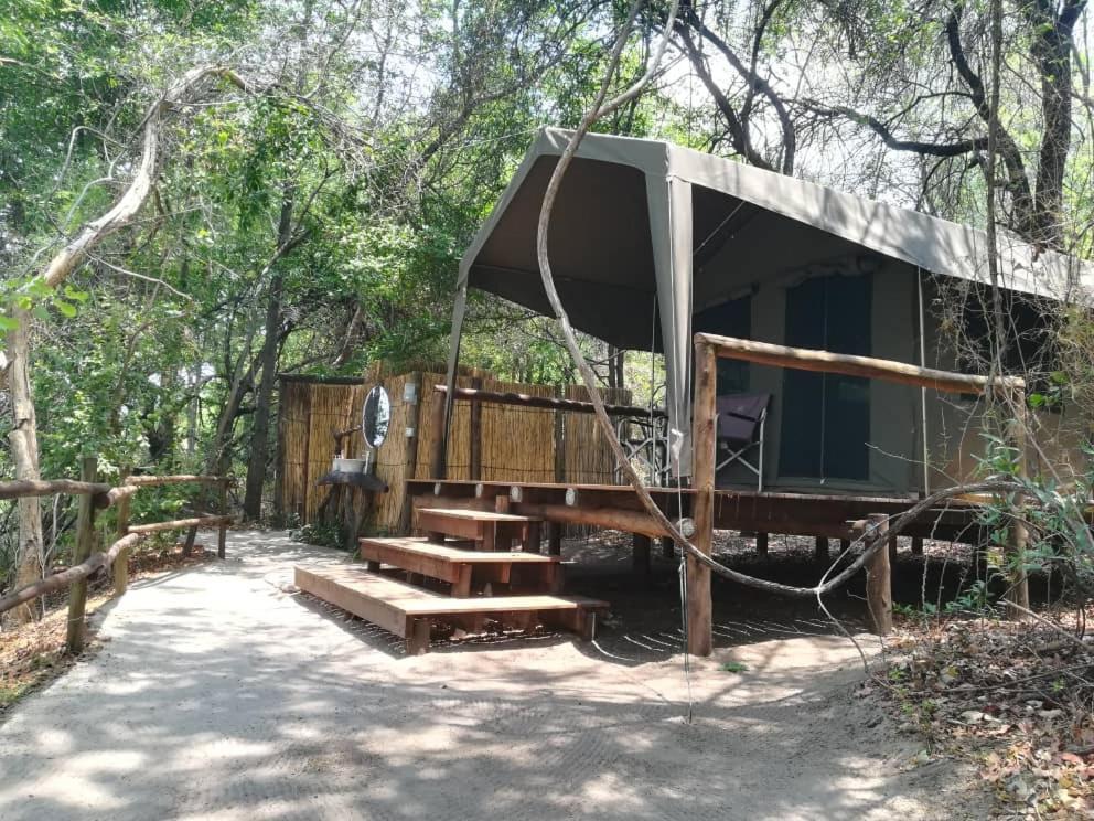 Askiesbos - Samochima Bush Camp Shakawe Esterno foto
